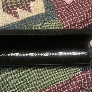 Beautiful diamonique tennis bracelet unique rare